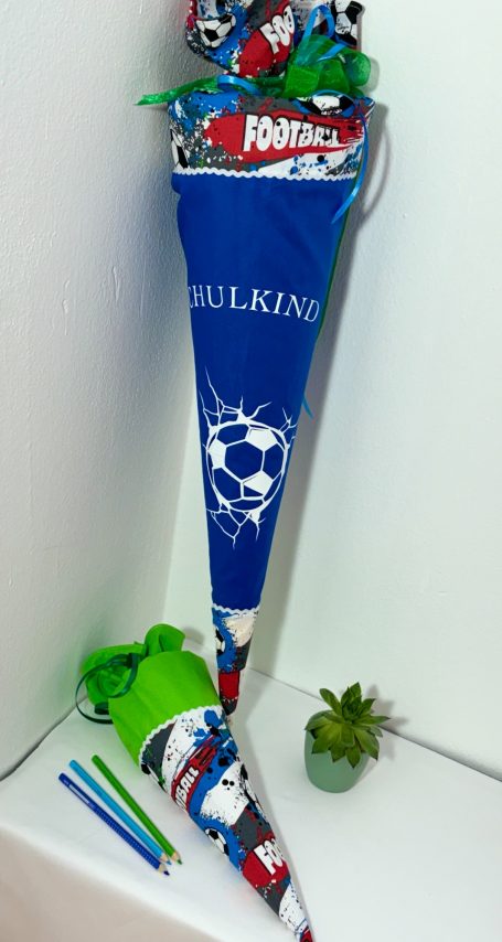 Personalisierte Schultüte aus Stoff "Fußball"