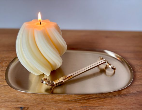 Stilvolle Swirlkerze 