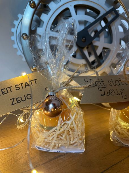 Teelicht  "Zeit statt Zeug"