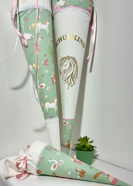 Personalisierte Schultüte aus Stoff "Prinzessin/Pferd"