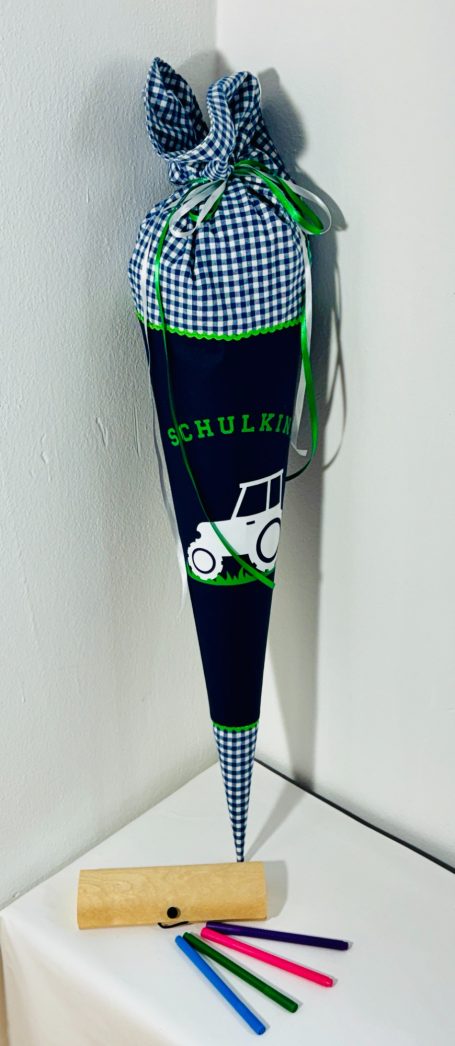 Personalisiserte Schultüte aus Stoff "Traktor"